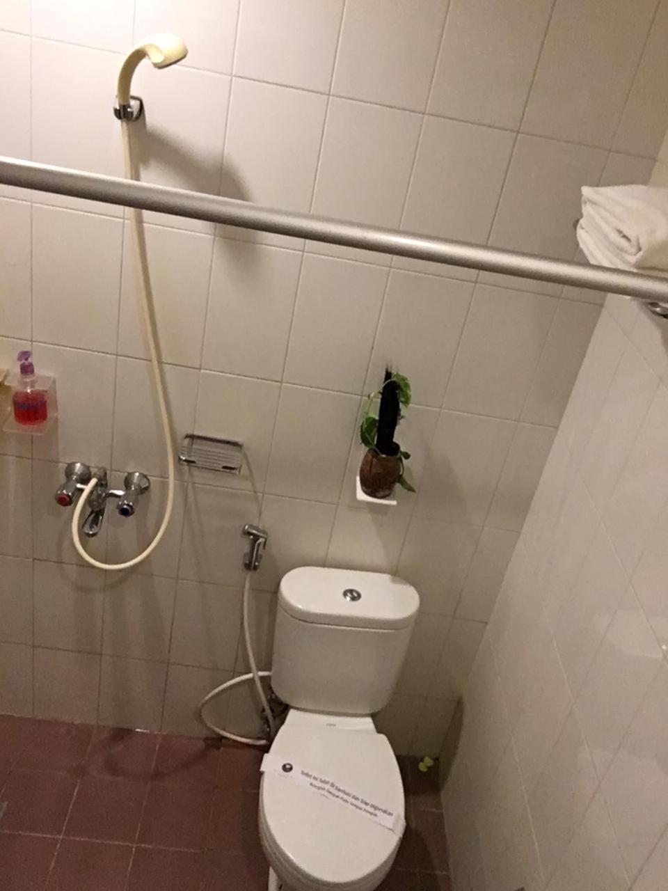 Hotel Wisata Niaga 푸르워케르토 외부 사진